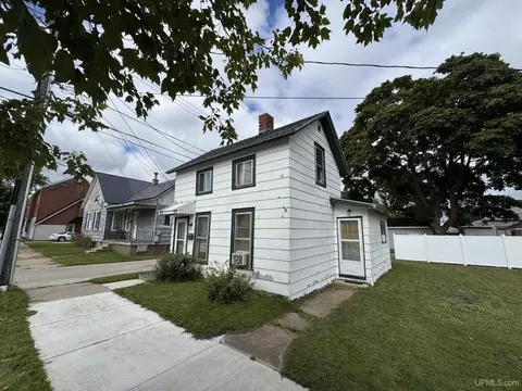 Other - 910 S 3rd, Escanaba, MI 49829 photo 1 of 9