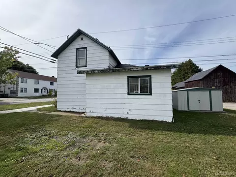 Other - 910 S 3rd, Escanaba, MI 49829 photo 2 of 9