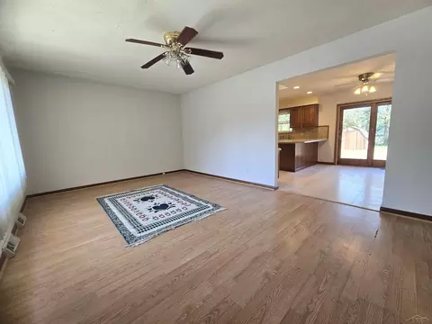Living - 91 Kratz, Hemlock, MI 48626 photo 1 of 1