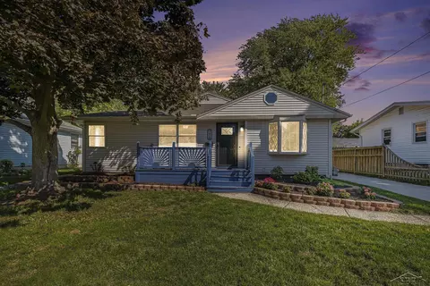 3628 SW Wyoming, Wyoming, MI 49519