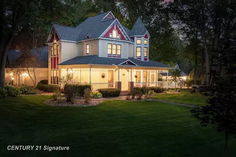 2586 Hummingbird, Midland, MI 48642