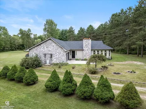Exterior - 7171 Hewitt, Jeddo, MI 48032 photo 4 of 8