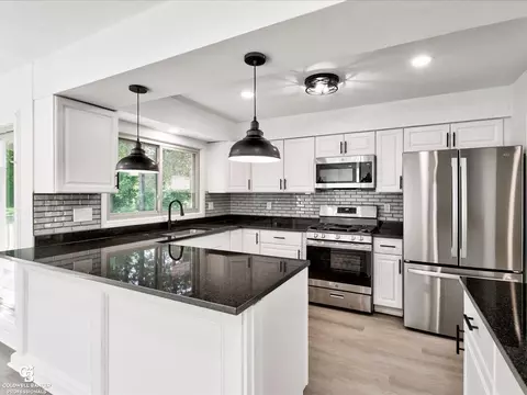 Kitchen - 7171 Hewitt, Jeddo, MI 48032 photo 2 of 3