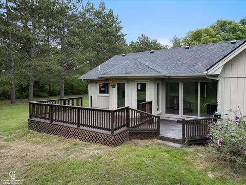 Exterior - 7171 Hewitt, Jeddo, MI 48032 photo 7 of 8