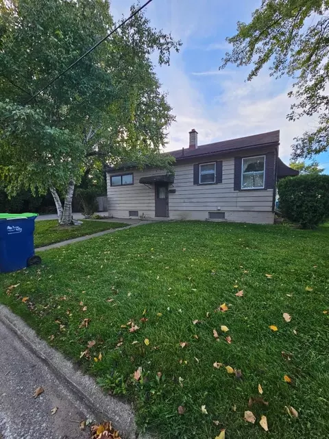 1901 S S Mtn, Bay City, MI 48706