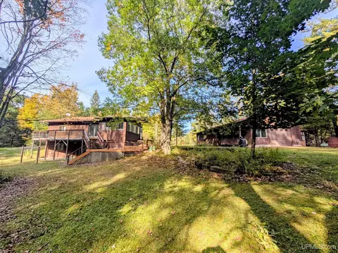 N1537 Ball, Vulcan, MI 49892