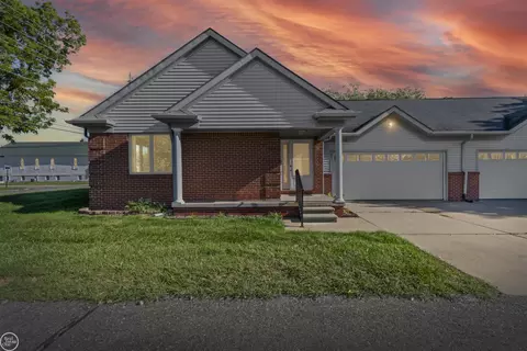 328 Heritage, Algonac, MI 48001