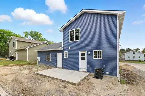 Exterior - 310 S 6th, Saint Clair, MI 48079 photo 4 of 5