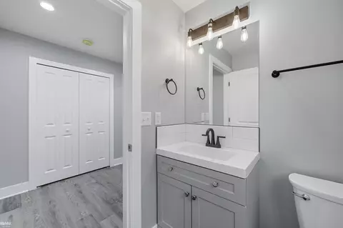 Bath - 310 S 6th, Saint Clair, MI 48079 photo 1 of 4