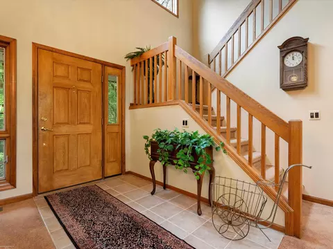 Entry Way - 2111 Oak, Ortonville, MI 48462 photo 1 of 4