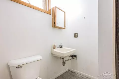 Bath - 703 Maple, Clare, MI 48617 photo 1 of 1