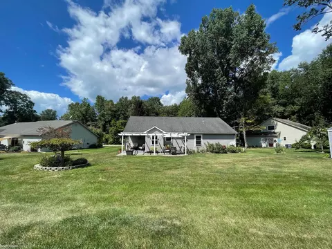 Exterior - 685 Townsend, Algonac, MI 48001 photo 6 of 14