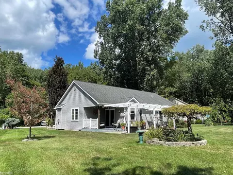 Exterior - 685 Townsend, Algonac, MI 48001 photo 5 of 14