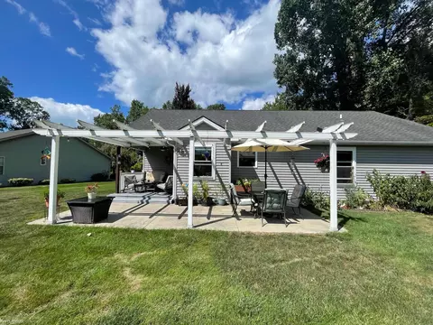 Exterior - 685 Townsend, Algonac, MI 48001 photo 9 of 14