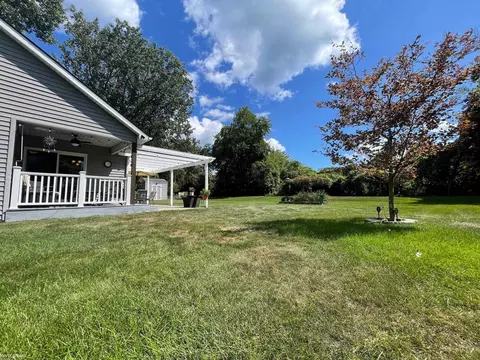 Exterior - 685 Townsend, Algonac, MI 48001 photo 4 of 14