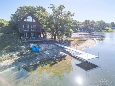 1876 S Schneider, Lake City, MI 49651