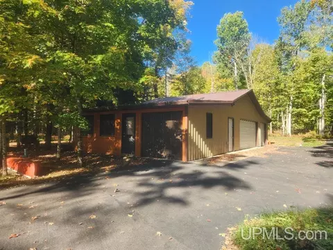 3717 W Brule Lk, Iron River, MI 49935