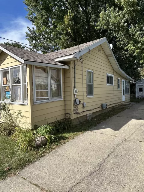 3214 Clairmont, Flint, MI 48503 photo 4