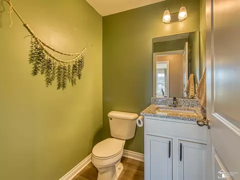 Bath - 2015 Monohan, Monroe, MI 48162 photo 3 of 3