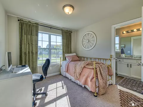 Bedroom - 2015 Monohan, Monroe, MI 48162 photo 1 of 6