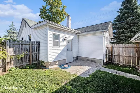 Exterior - 556 Walnut, Mount Morris, MI 48458 photo 1 of 2