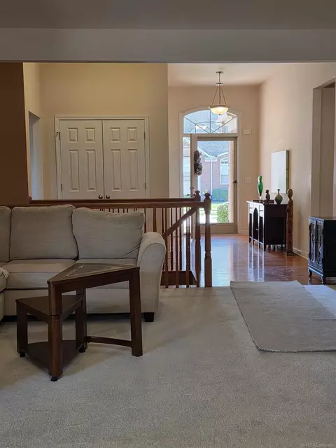 Entry Way - 21761 Mary Rose, Macomb, MI 48044 photo 2 of 4
