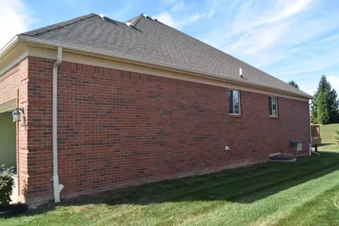 Exterior - 21761 Mary Rose, Macomb, MI 48044 photo 3 of 7