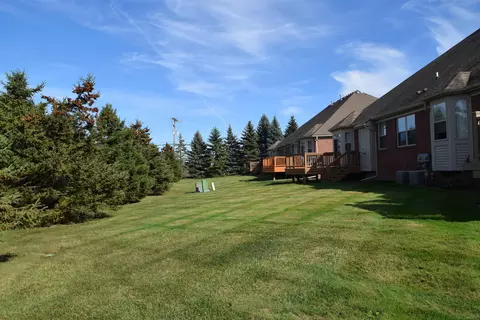 Exterior - 21761 Mary Rose, Macomb, MI 48044 photo 6 of 7
