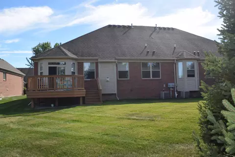 Exterior - 21761 Mary Rose, Macomb, MI 48044 photo 4 of 7