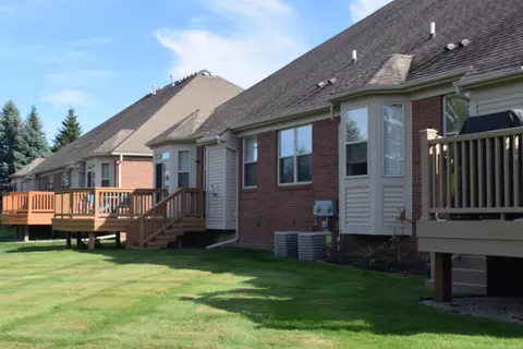 Exterior - 21761 Mary Rose, Macomb, MI 48044 photo 5 of 7