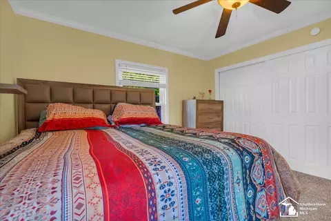 Bedroom - 29456 Walnut, Flat Rock, MI 48134 photo 1 of 5
