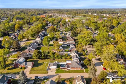 View/Area - 29456 Walnut, Flat Rock, MI 48134 photo 3 of 5
