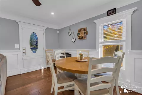 Dining - 29456 Walnut, Flat Rock, MI 48134 photo 1 of 2