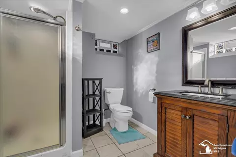 Bath - 29456 Walnut, Flat Rock, MI 48134 photo 2 of 2