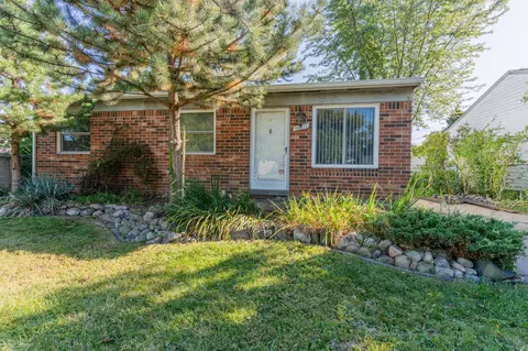 20810 Colman, Clinton Township, MI 48035