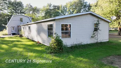 6487 Troland, Flushing, MI 48433 photo 35