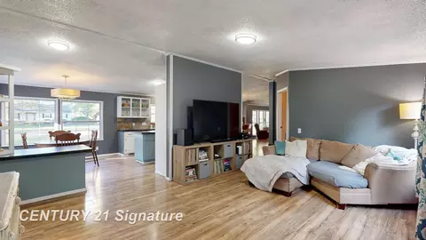 6487 Troland, Flushing, MI 48433 photo 9