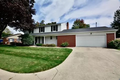 5231 Parkway, Bay City, MI 48706