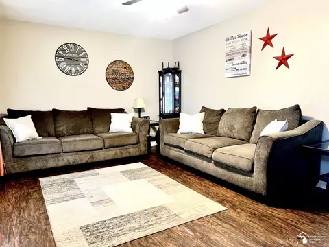 1102 John L, Monroe, MI 48162 photo 4