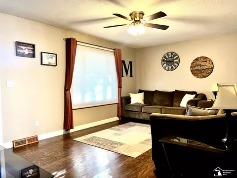 1102 John L, Monroe, MI 48162 photo 5