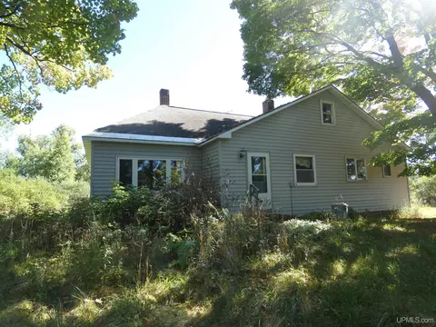 14710 N Cemetery, Ewen, MI 49925