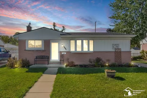 16612 Drake, Southgate, MI 48195