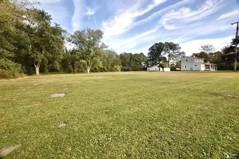 Exterior - 12440 Sumpter, Carleton, MI 48117 photo 12 of 14
