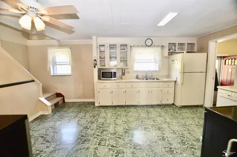 Kitchen - 12440 Sumpter, Carleton, MI 48117 photo 2 of 2