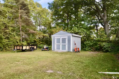 Exterior - 12440 Sumpter, Carleton, MI 48117 photo 4 of 14