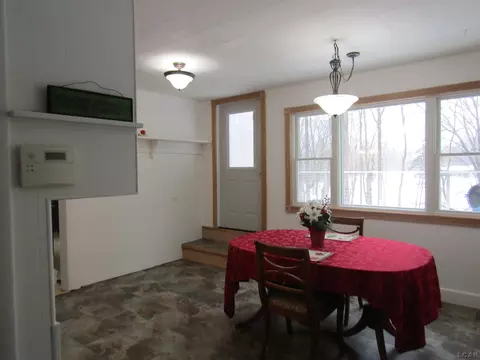 705 W Chicago, Tecumseh, MI 49286 photo 4