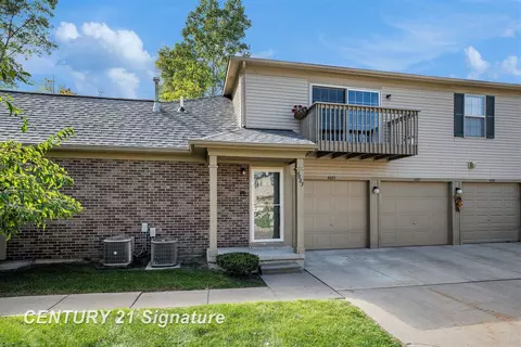 4083 Stonebridge, Holly, MI 48442