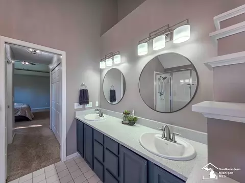 Bath - 6749 Stonegate, Temperance, MI 48182 photo 2 of 6