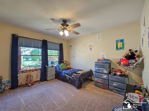 Bedroom - 6749 Stonegate, Temperance, MI 48182 photo 2 of 4
