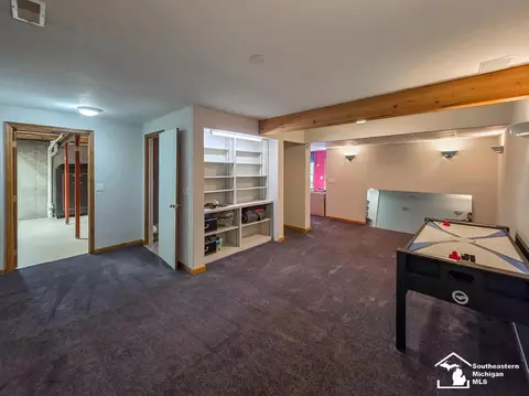 Entry Way - 6749 Stonegate, Temperance, MI 48182 photo 5 of 5